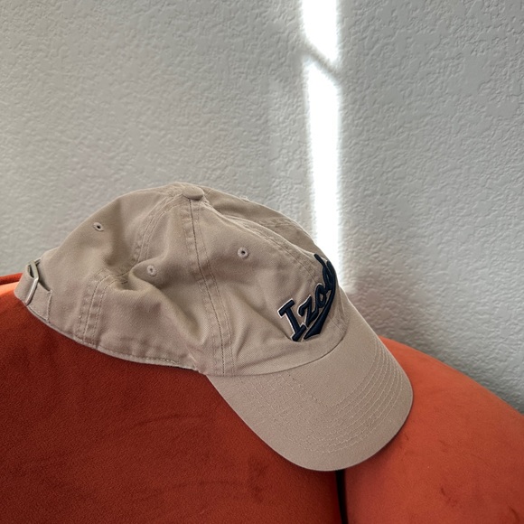 Izod Cap - Picture 2 of 3